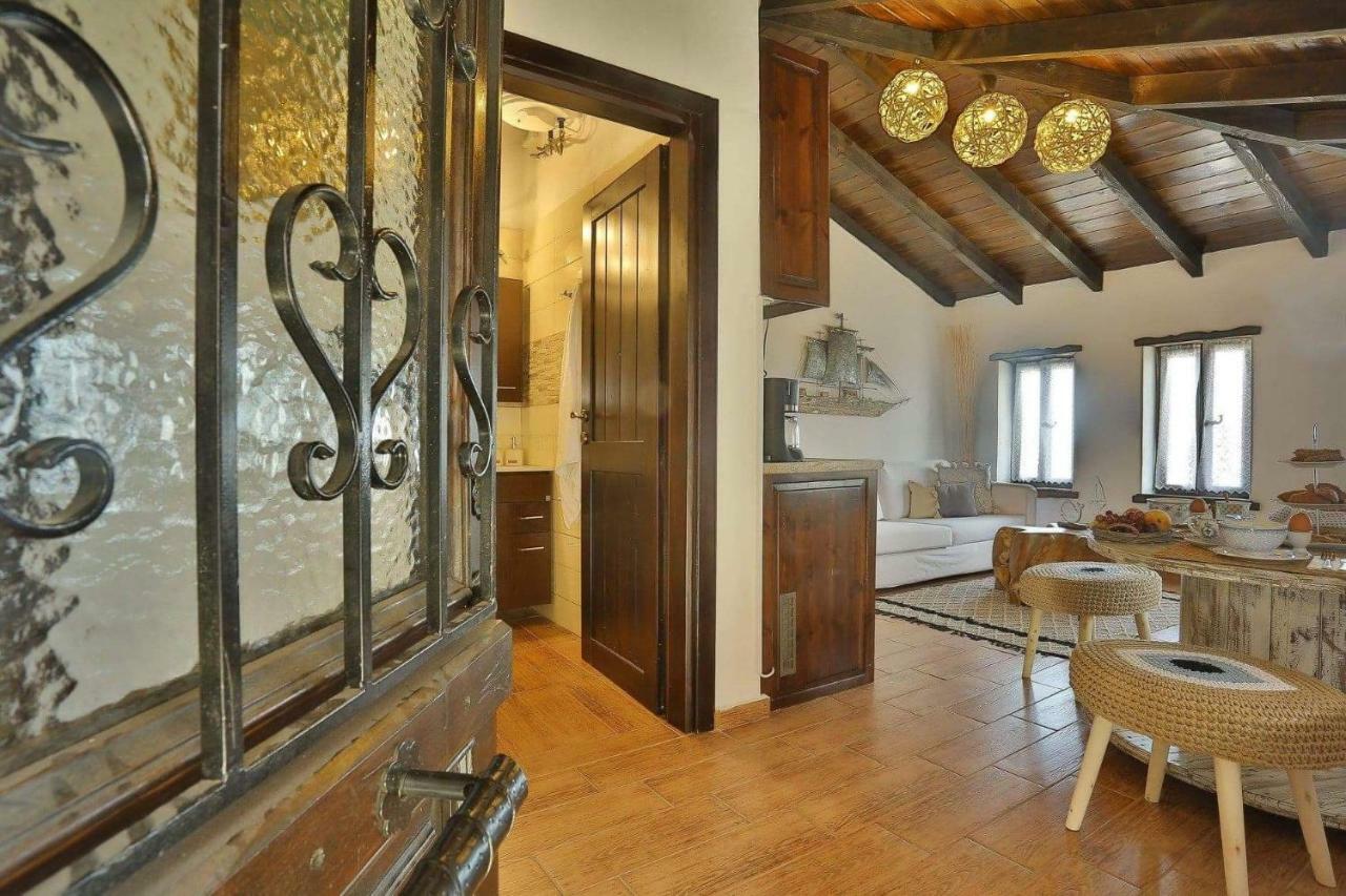 Agkaze Villa ปาเลออส ปานเตเลมอน ภายนอก รูปภาพ